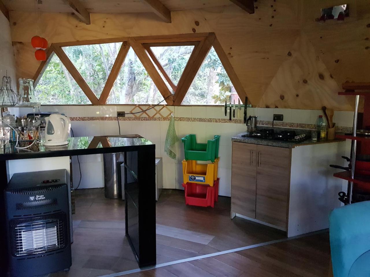 Antu Mahuida Domos Y Habitaciones Меліпеуко Екстер'єр фото